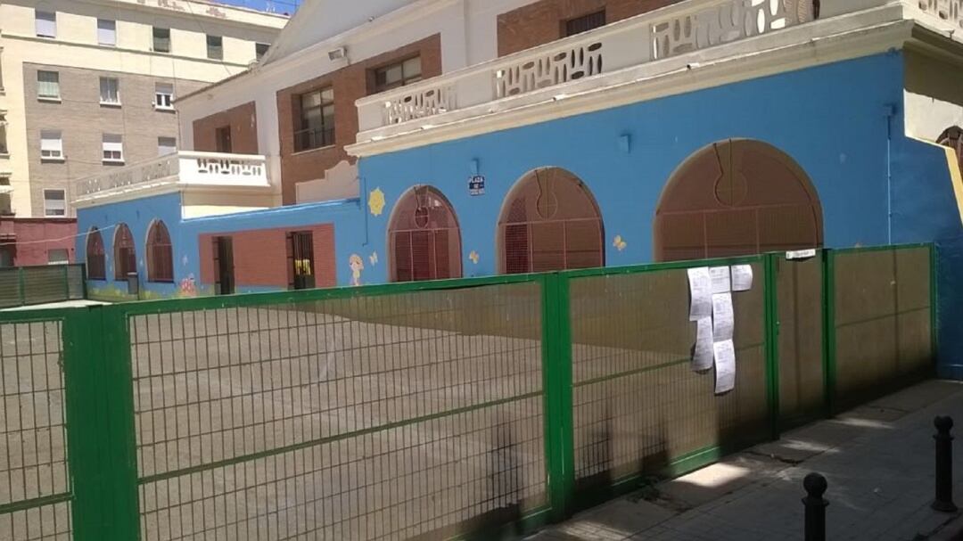 Instalaciones del antiguo colegio Jaume I, situado en la plaza Federico Mayo