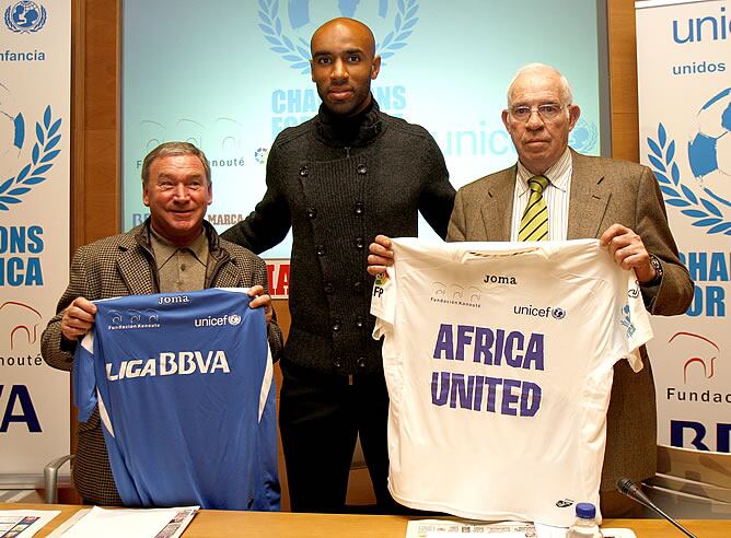 Clemete, Kanouté y Aragonés presentan el partido &#039;Champions for África&#039;