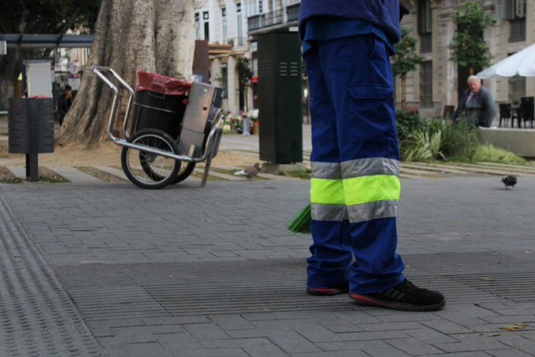 Trabajador de la limpieza en Málaga