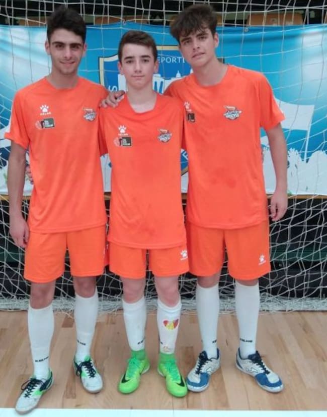 Los tres cadetes del Nueva Elda