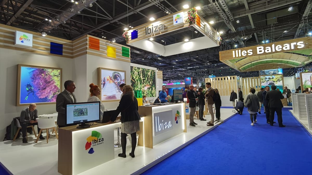 Los empresarios pitiusos temen que la inflación en algunos mercados emisores frene las reservas turísticas