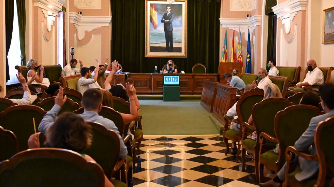 Imagen del pleno del Ayuntamiento de la capital de la Plana
