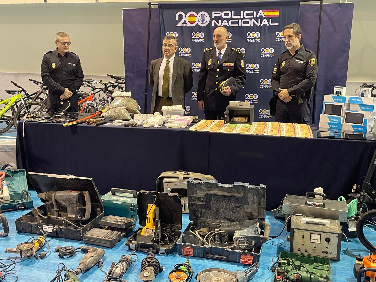 Desmantelado un punto de venta de droga en el Polígono de Santa María de Benquerencia: hay dos detenidos que cobraban con objetos robados