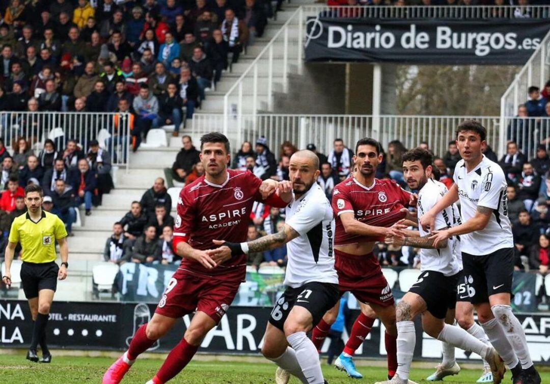 Héctor Hernández no tuvo un buen debut con la Cultural