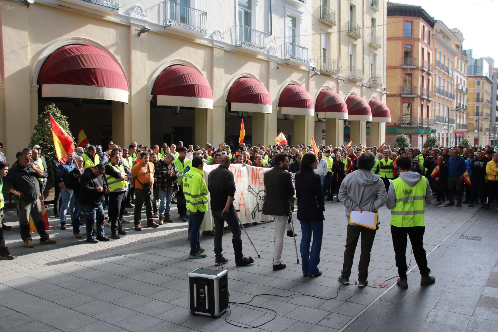 Los agricultores llegaban a la DPH para mostrar sus reivindicaciones