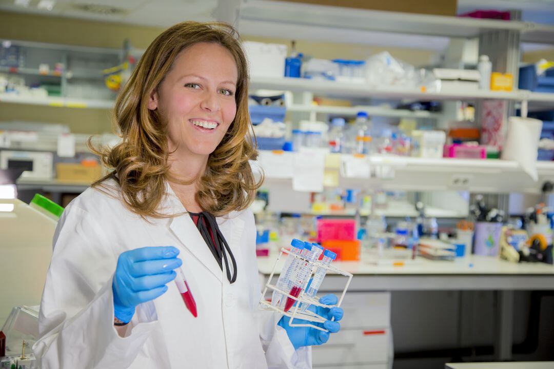 La Investigadora española Marta Navarrete en su laboratorio del Instituto Cajal del CSIC. 