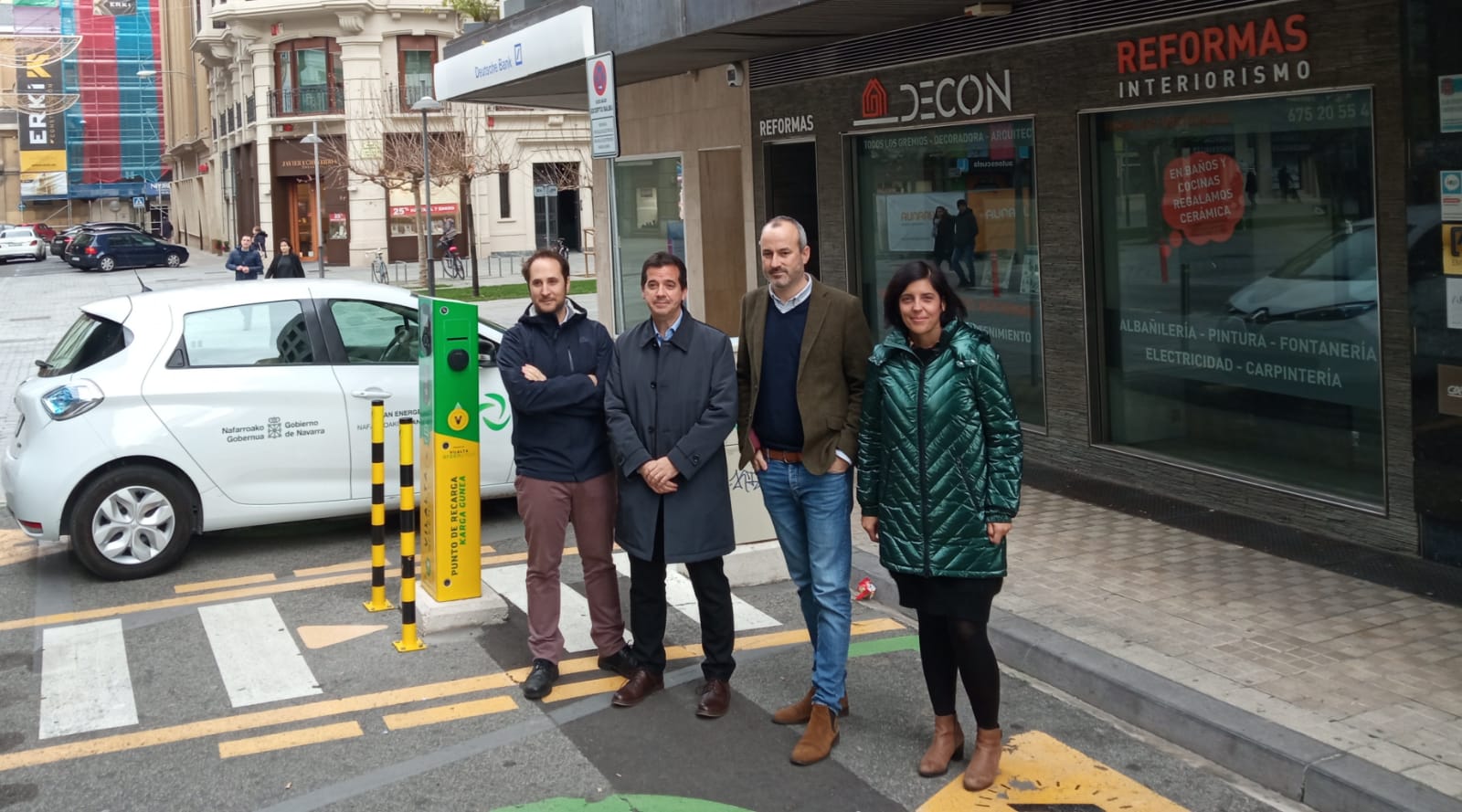 El consejero de Desarrollo Económico, Mikel Irujo, junto al concejal de Proyectos Estratégicos Fermín Alonso