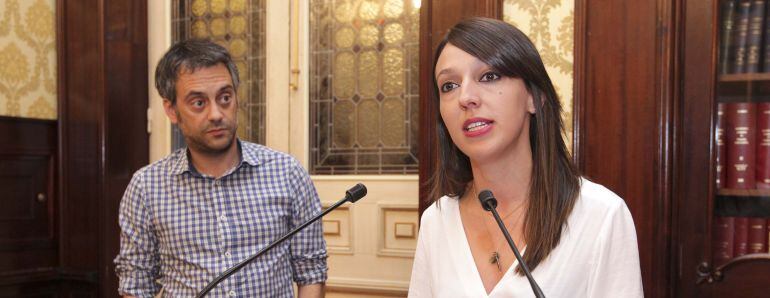 Ferreiro y Cameán presentan la renta socia