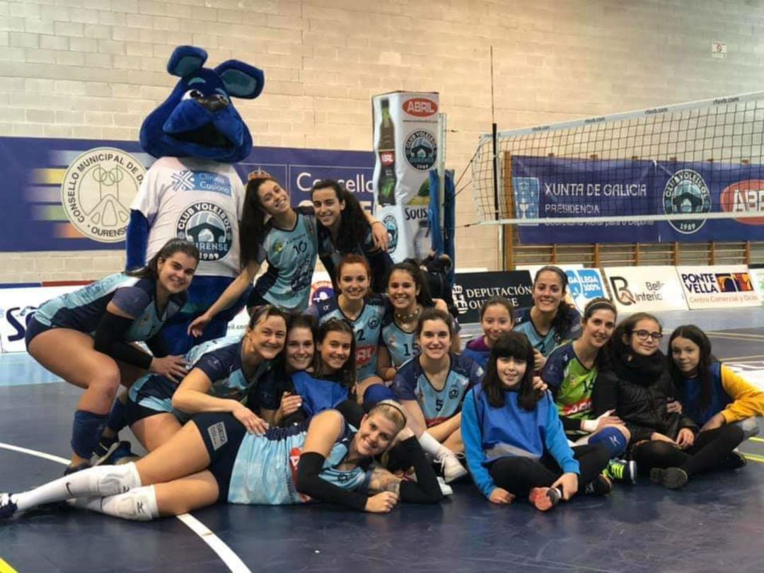 Después de unas jornadas con marcadores adversos, el Club Voleibol Ourense, lleva dos victorias consecutivas.