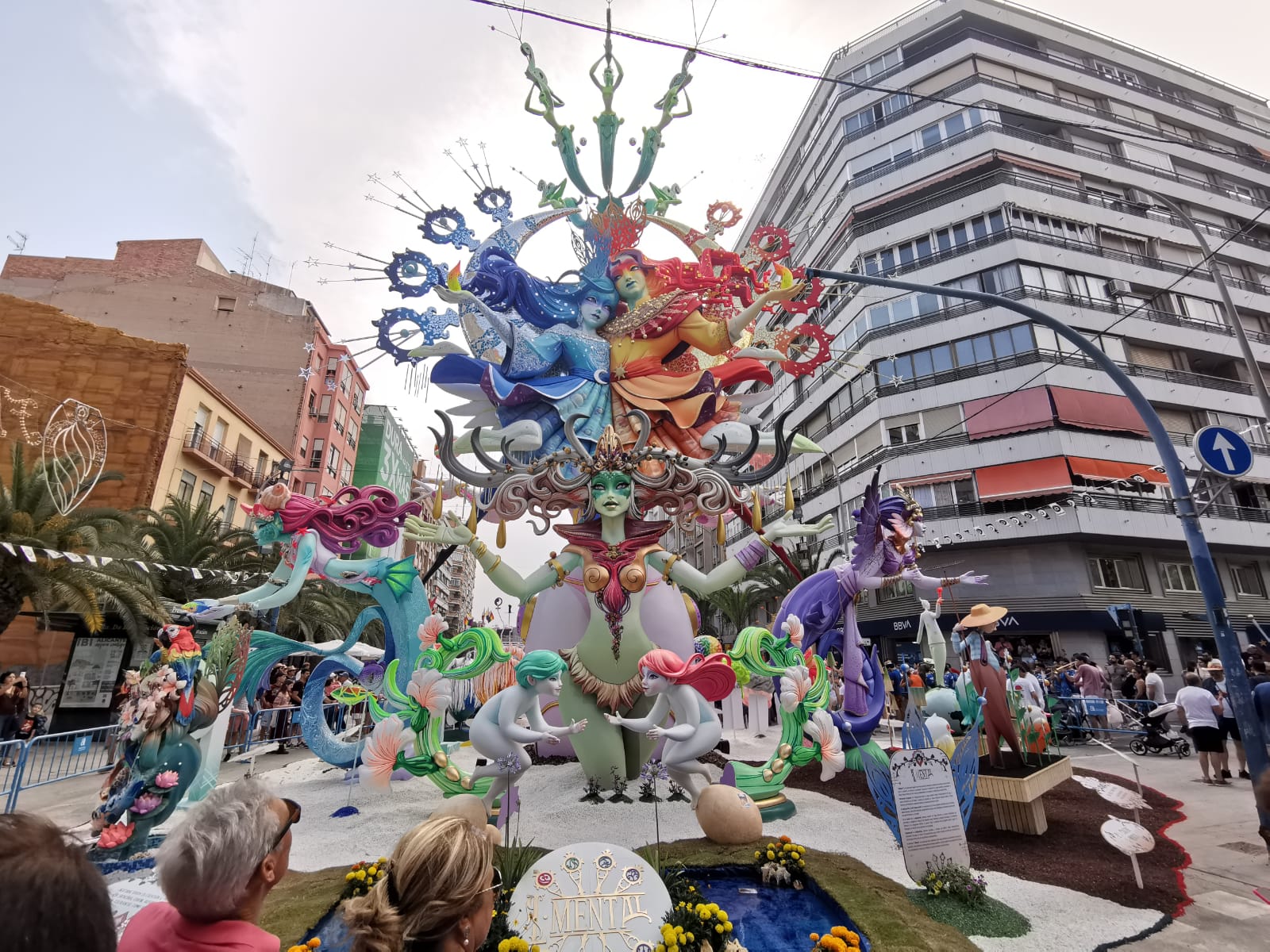 Reverso de la Hoguera L-Mental, mejor hoguera 2023 de Alicante