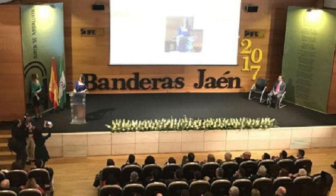 Banderas de Andalucía (foto de archivo)