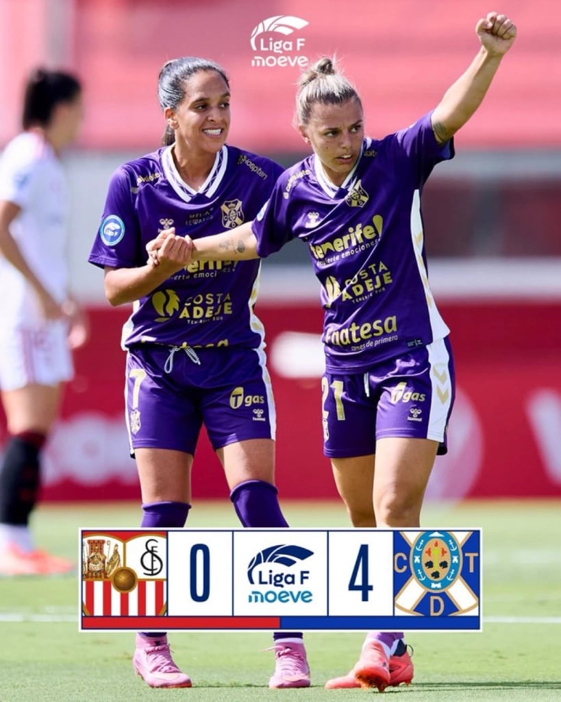 Aithiara (derecha) celebra un gol en el choque ante el Sevilla de la pasada jornada en la Liga F.