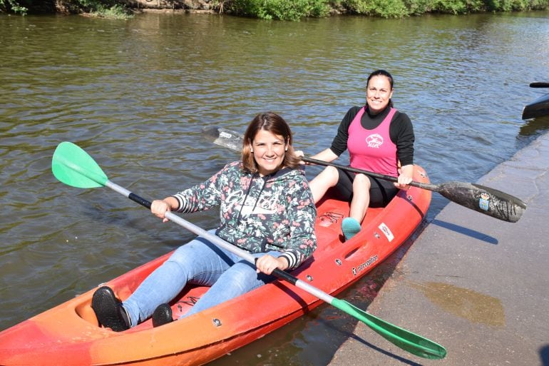 La consejera de Fomento, Agustina García Élez, participa en el descenso del río Tajo en piragua, dentro de la programación ‘Nuestra tierra por delante&#039;