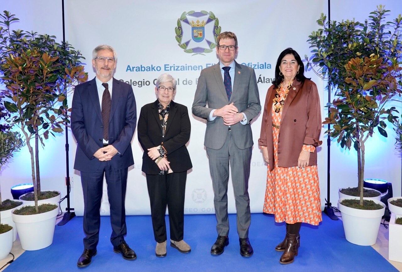 Inauguración del Colegio de Enfermería de Álava