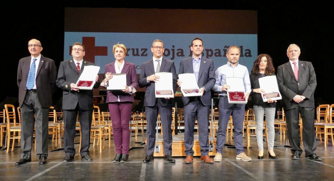 Premiados en el acto de Cruz Roja