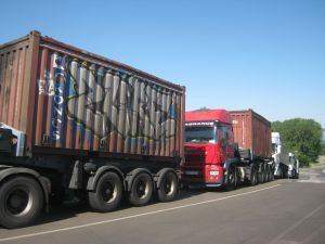 Camiones a las puertas de Compostilla 