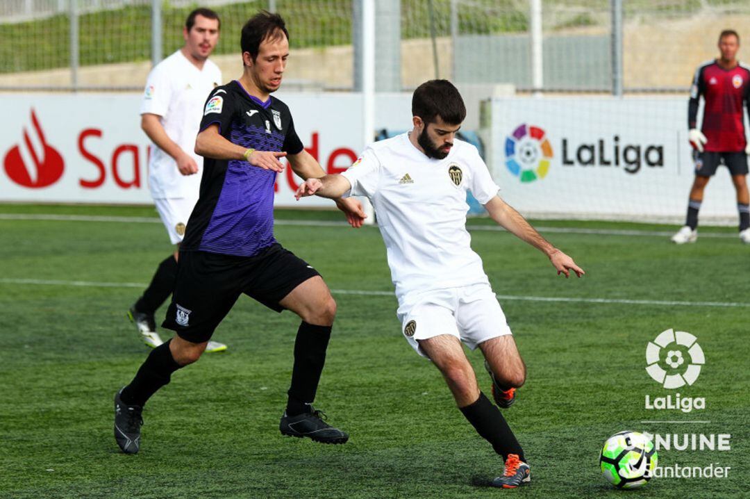 C.D. Leganés y Valencia C.F. se enfrentaron en el último partido de la primera fase con victoria clara para los ches.