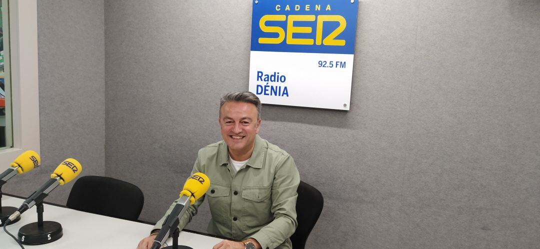 Imagen de archivo de José Chulvi, en diciembre de 2019, en Radio Dénia Cadena SER.