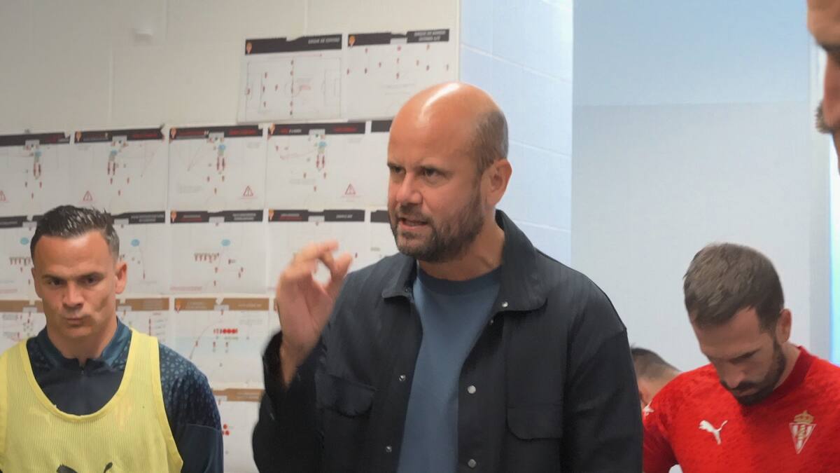 Miguel Ángel Ramírez, entrenador del Sporting