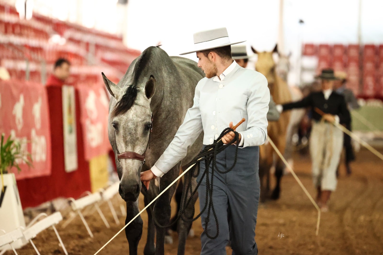 Un jinete en la Feria Internacional del Caballo