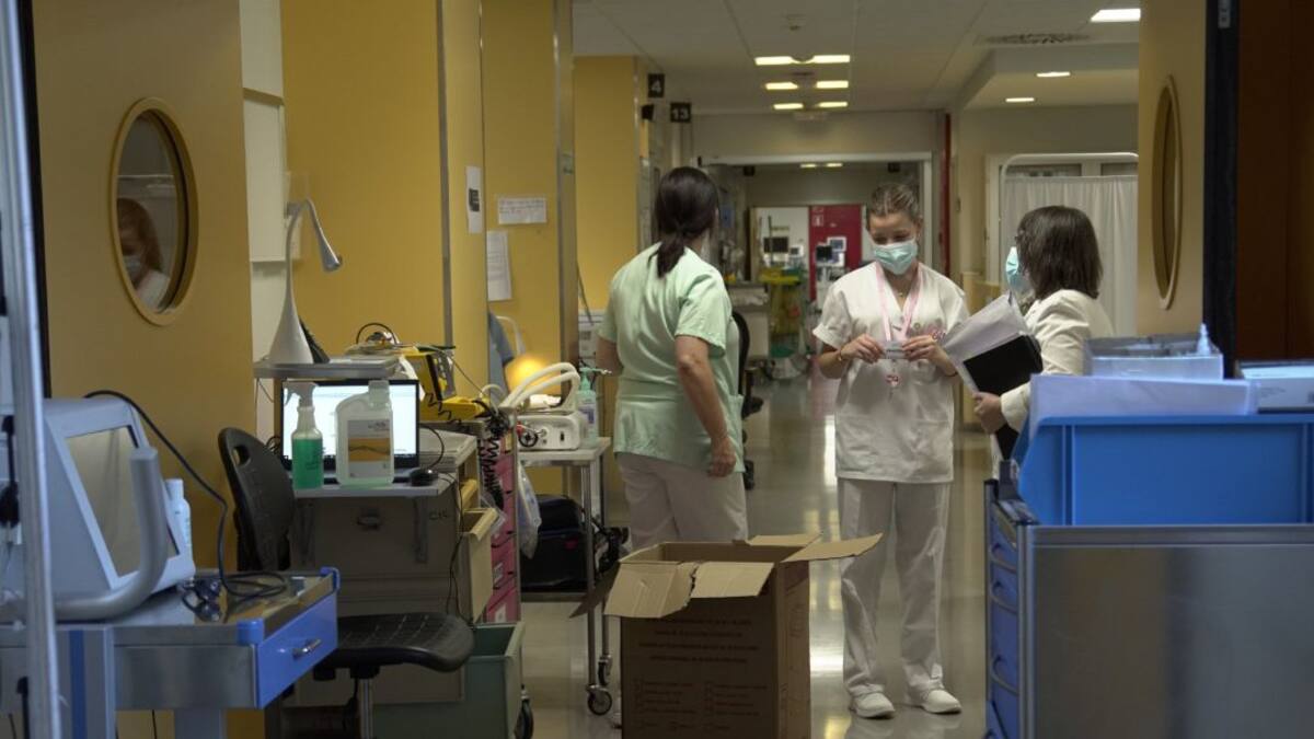 Adrian Peña, trabajador de la línea de información 900