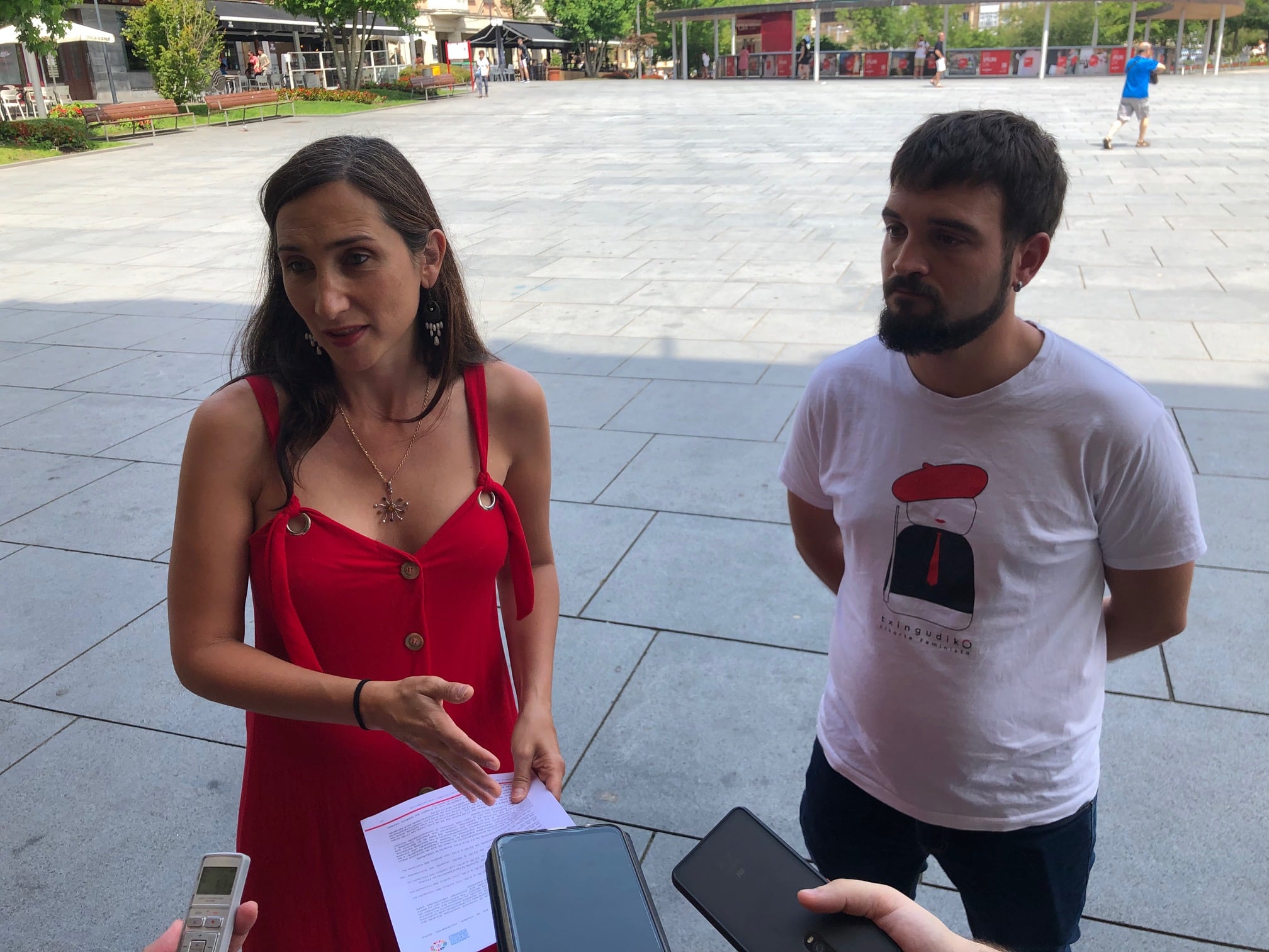 Miren Echeveste y David Nuño han presentado las campañas de prevención de las fiestas