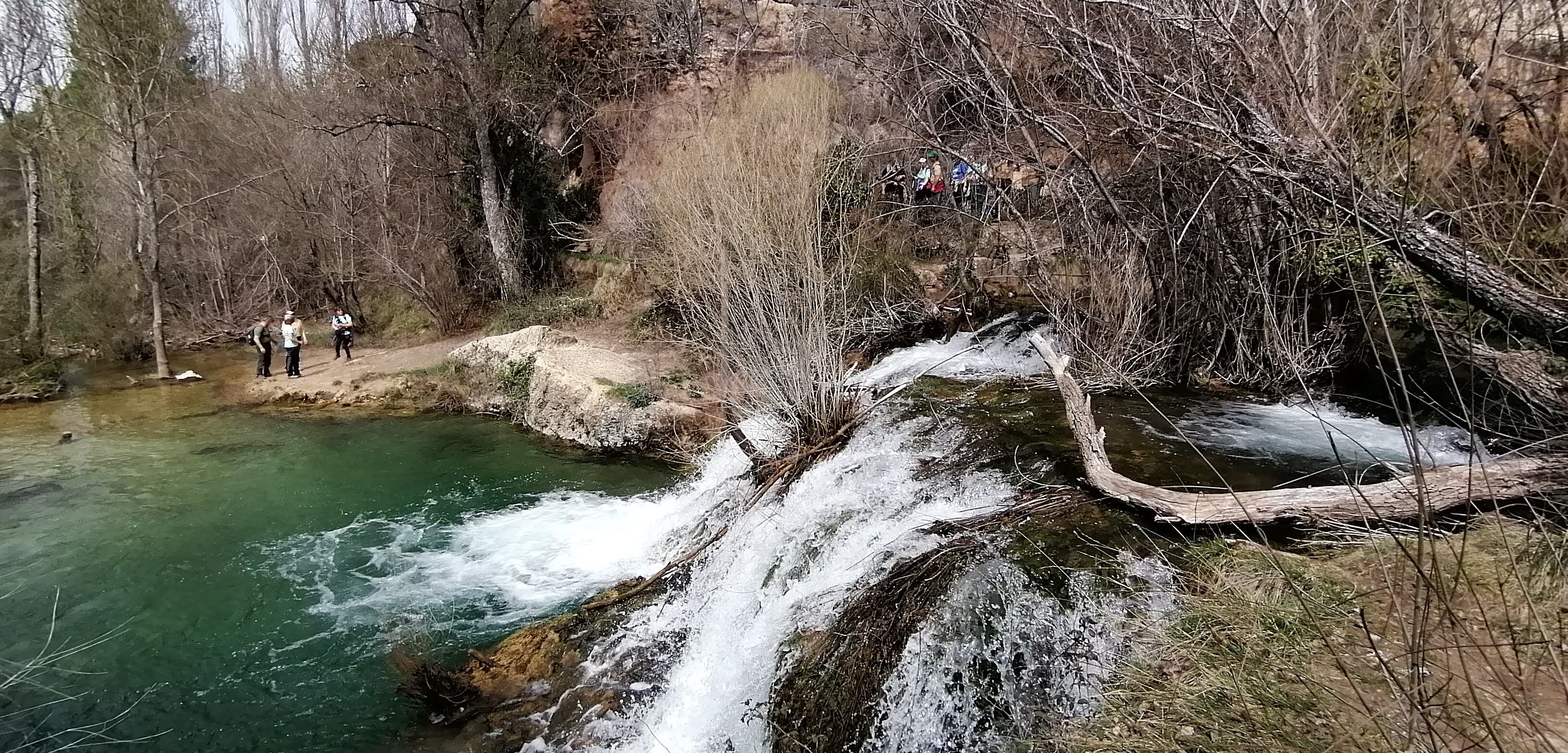 El río Huécar forma bonitas cascadas y saltos de agua a su paso por Palomera.