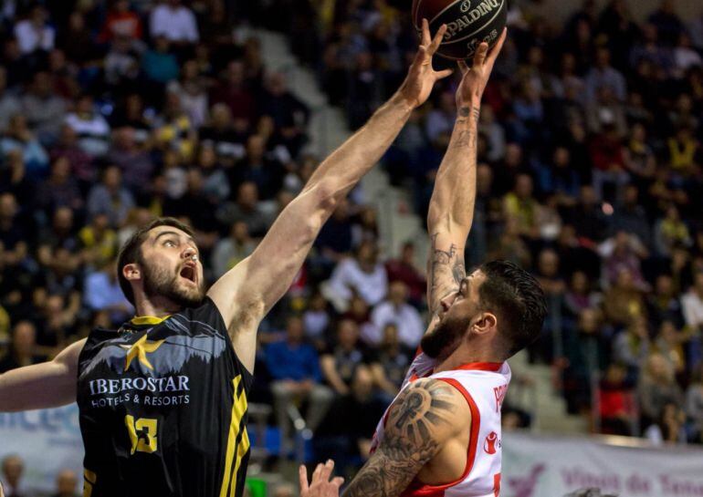 A MikeTobey le realizó con éxito una reducción de la fractura nasal sufrida en el partido ante el Baskonia