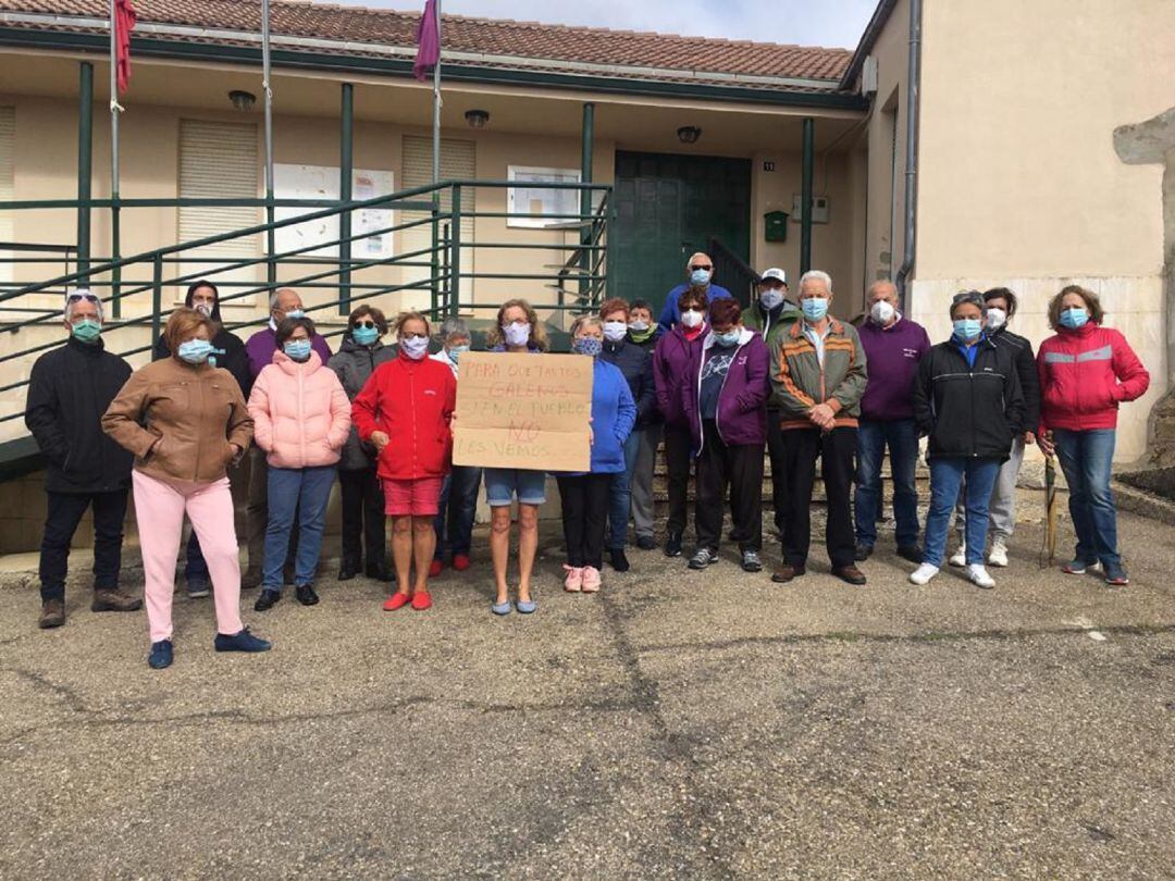 Imagen de archivo de una concentración ante el Consultorio de Villanuño de Valdavia