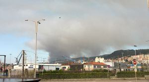 Incendio de Soutomaior visto desde la ciudad de Vigo