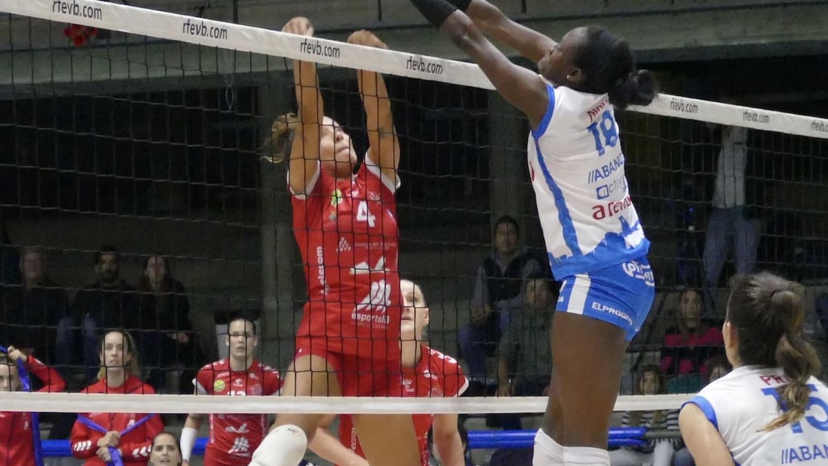 La central de l'Avarca Marcella Amaral entra al set ideal dela Liga Iberdrola