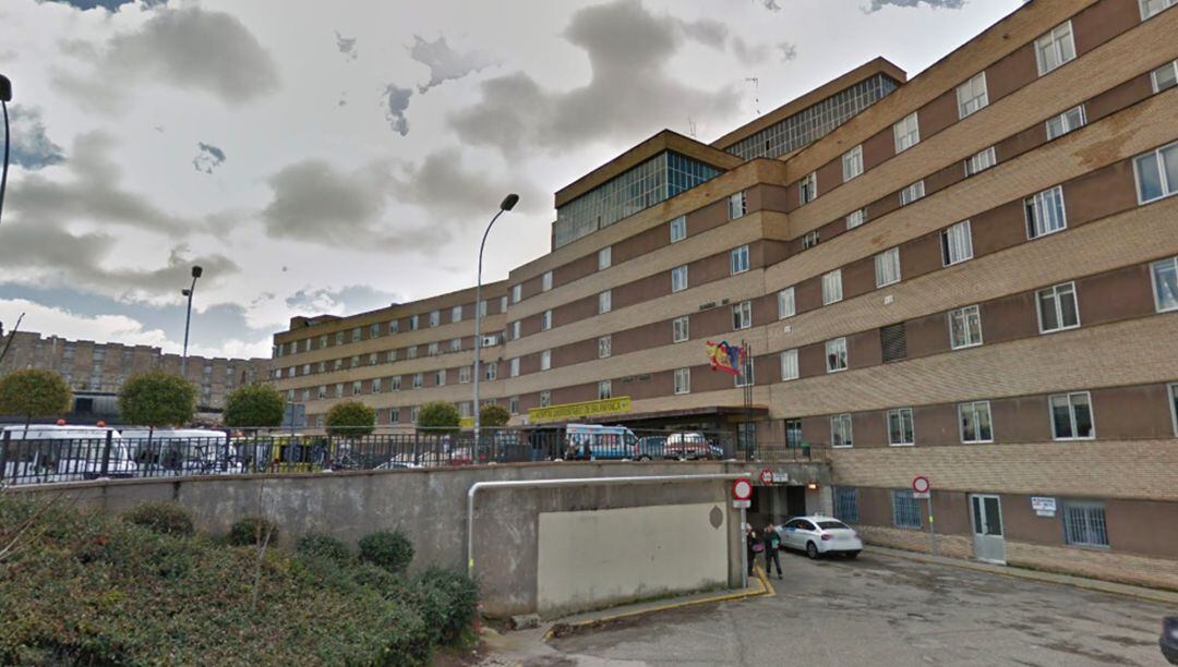 Fachada Hospital Clinico Salamanca