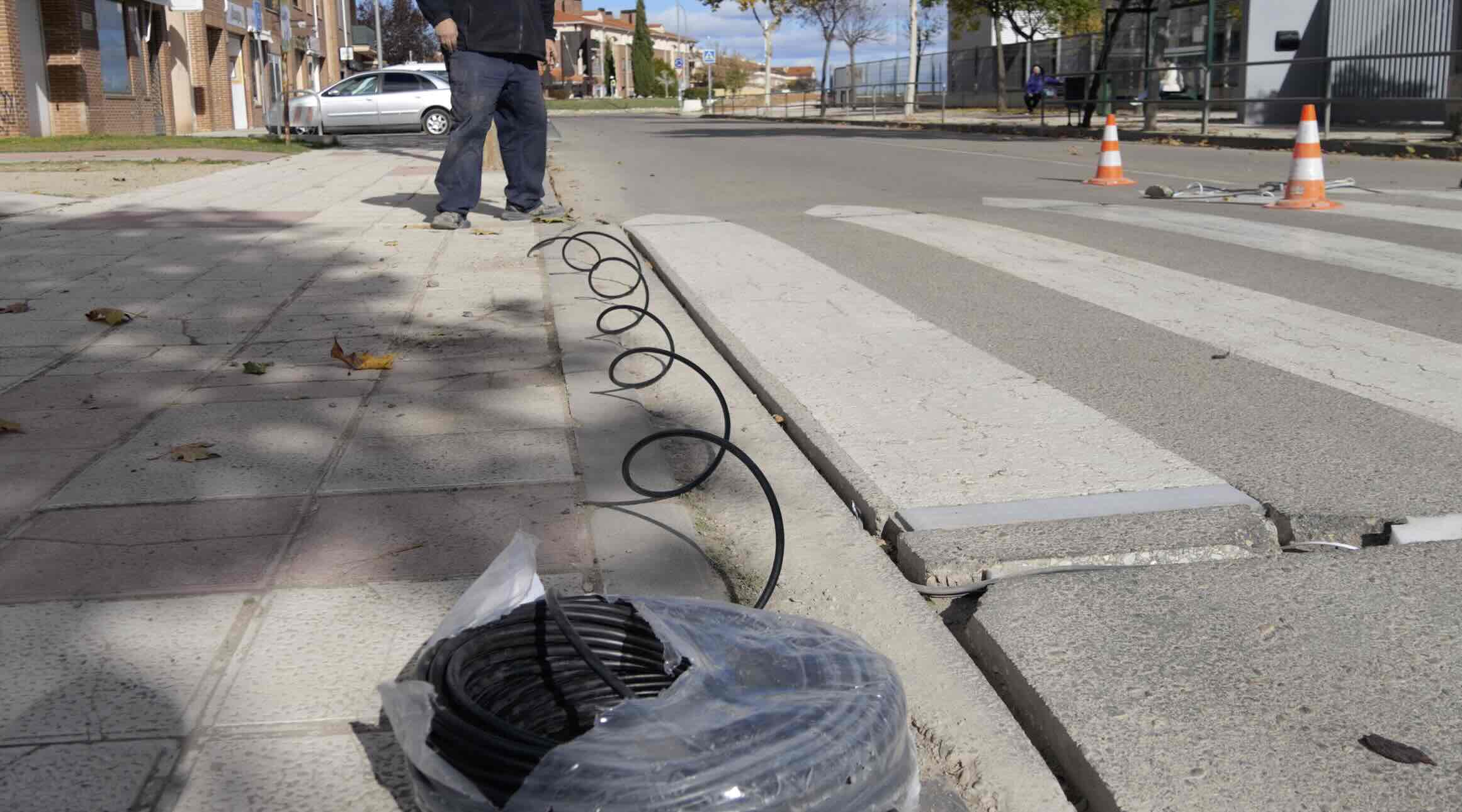 Instalación dispositivos luminosos en Alovera