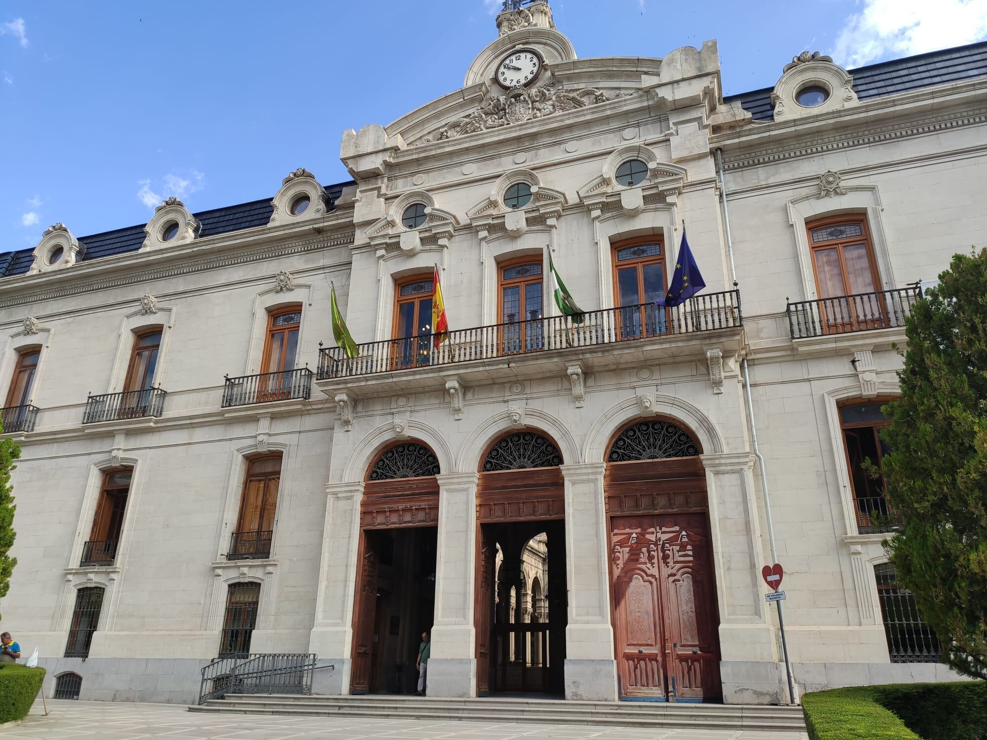 Fachada principal del Palacio Provincial de la Diputación en Jaén