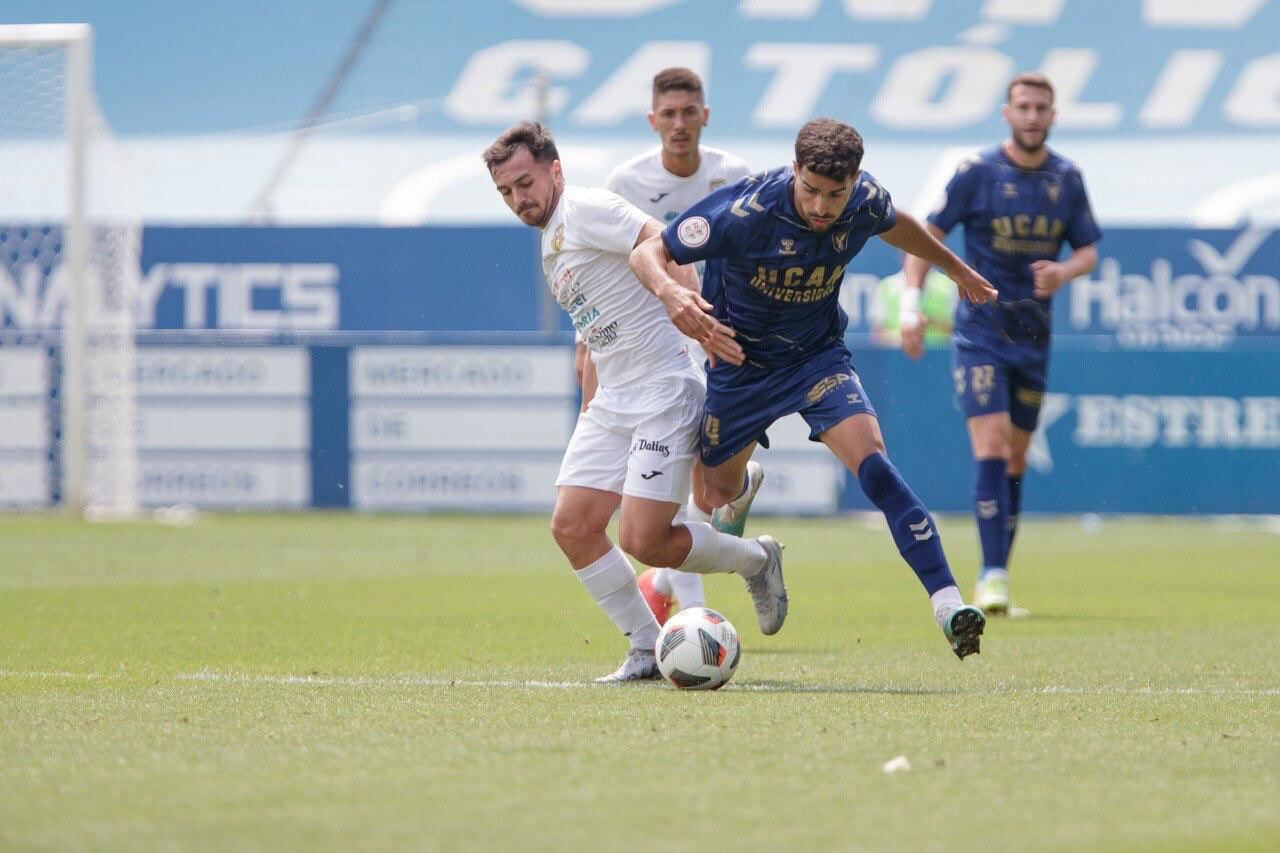 Momento del UCAM Murcia CF-SCR Peña Deportiva