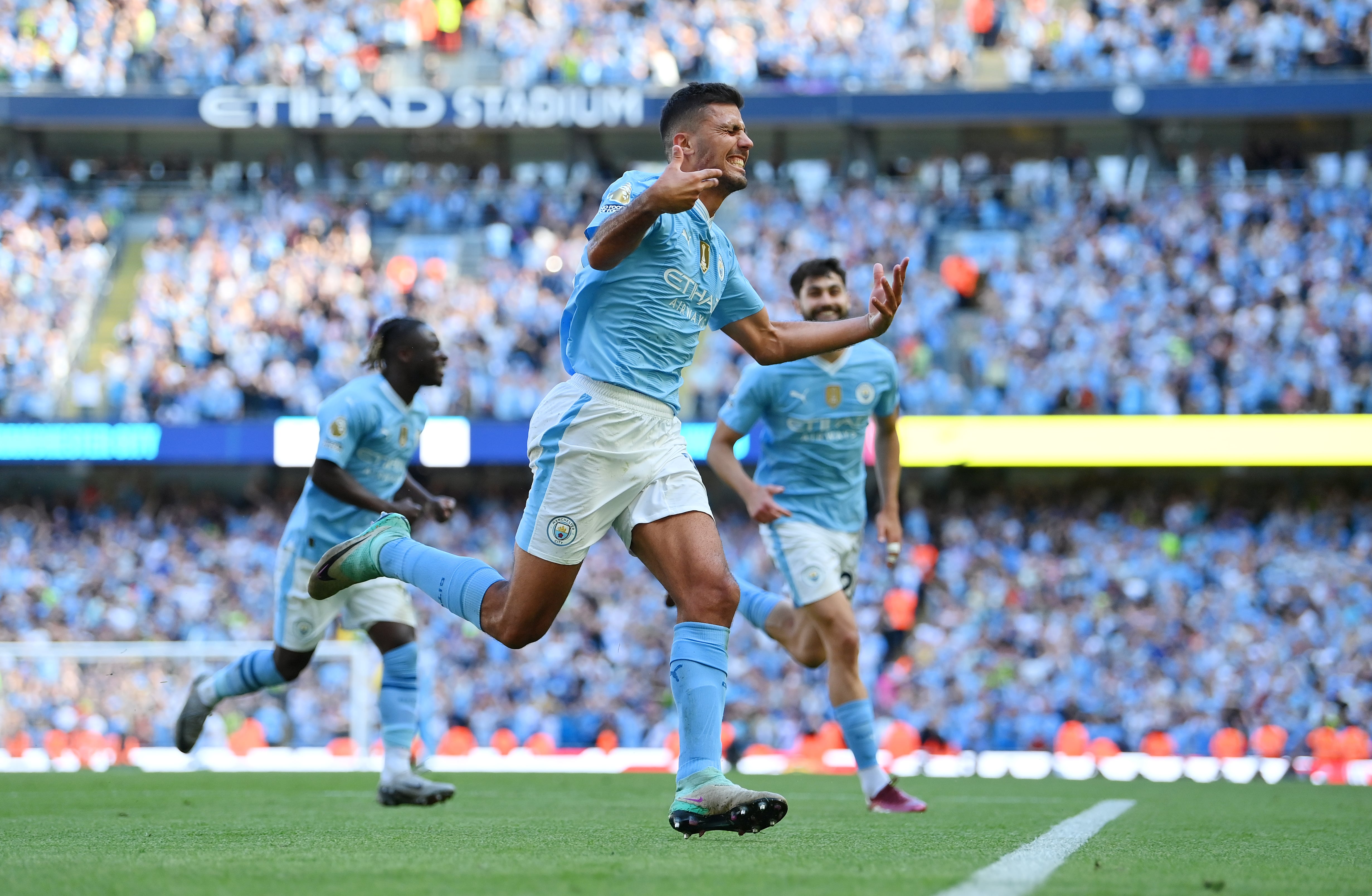 Rodri celebra el tercer gol del Manchester City en su partido ante el West Ham