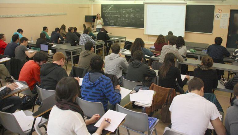 Imatge d'arxiu d'una classe.