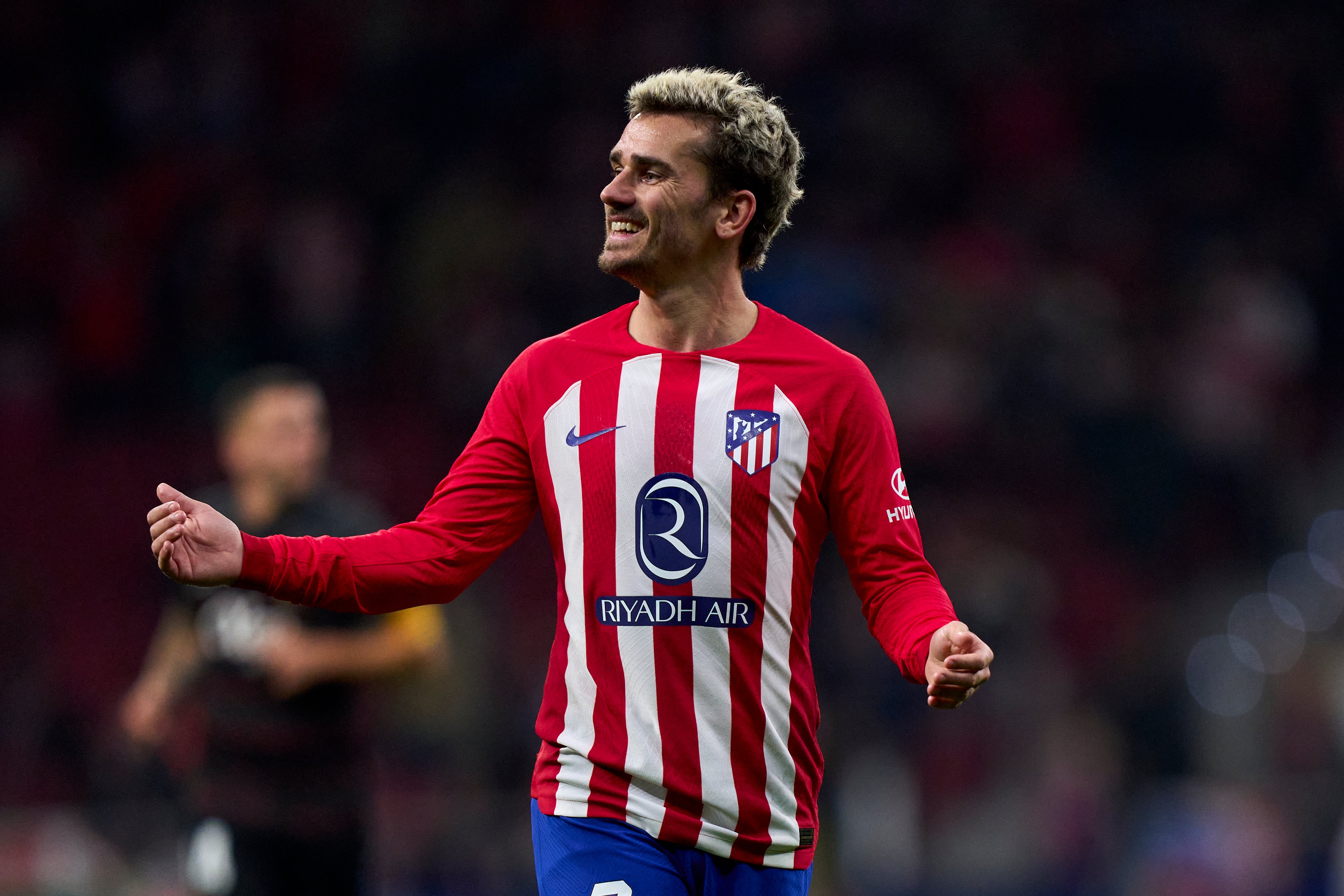 MADRID, SPAIN - NOVEMBER 25: Antoine Griezmann  of Atletico de Madrid reacts during the LaLiga EA Sports match between Atletico Madrid and RCD Mallorca at Civitas Metropolitano Stadium on November 25, 2023 in Madrid, Spain. (Photo by Diego Souto/Quality Sport Images/Getty Images)