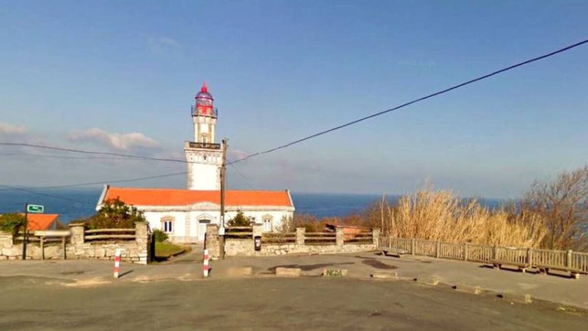 Buscan a un joven francés que cayó al mar en Jaizkibel