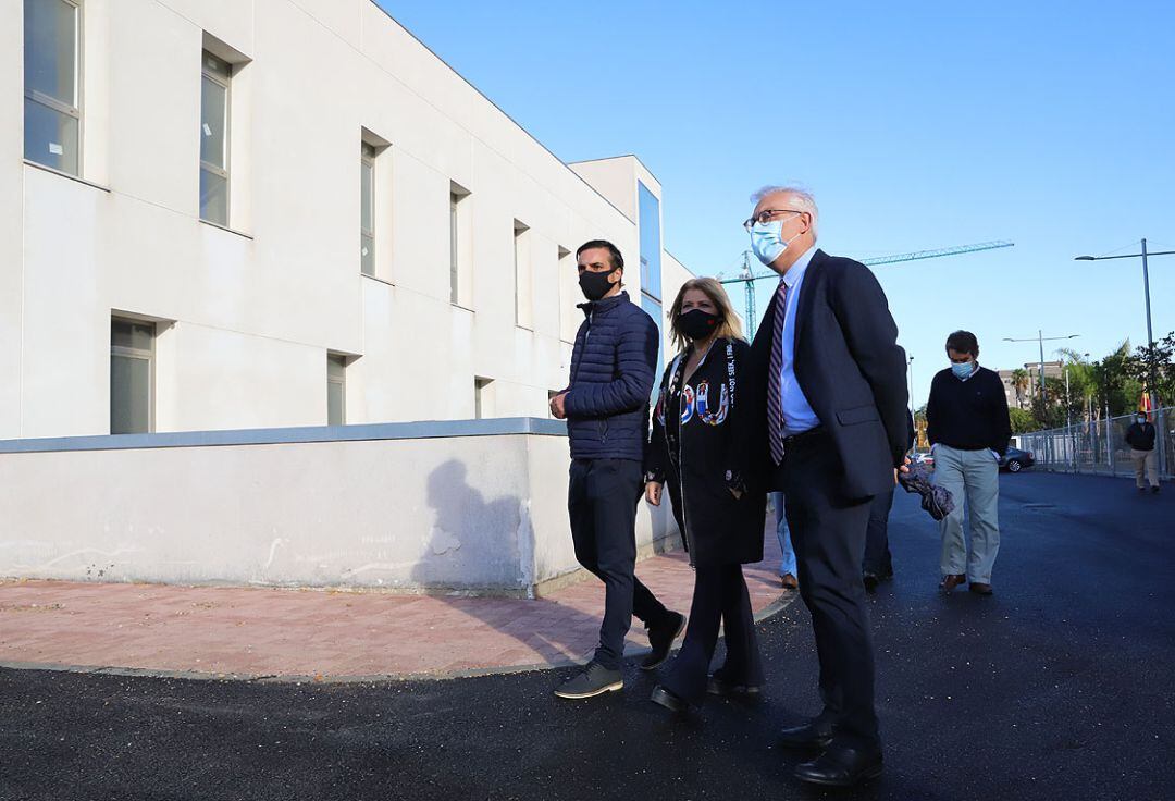 Visita reciente de la alcaldesa Mamen Sánchez a la nueva comisaría de la Policía Local de Jerez