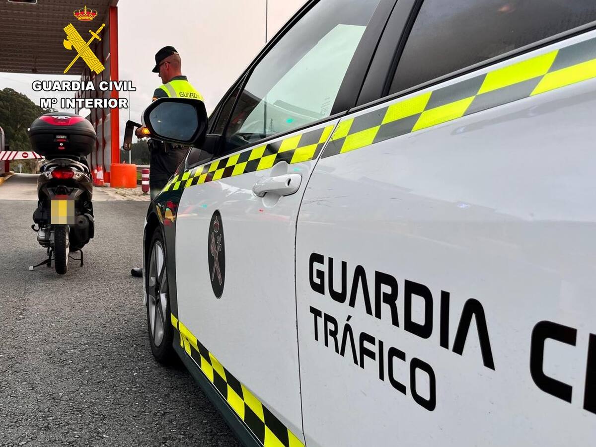 Investigado el conductor de un ciclomotor que circulaba por la AG-55 quintuplicando la tasa de alcohol permitida