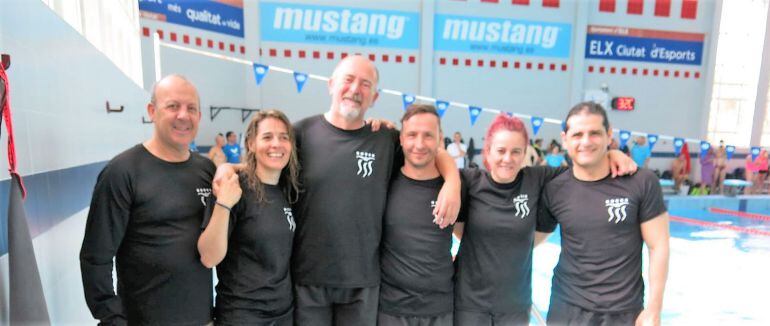 Los seis nadadores del C. N. Elda Máster en Elche