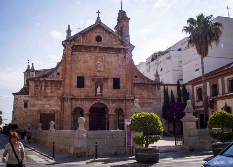 Nules ha comprado un árbol de Navidad por 5.600 euros