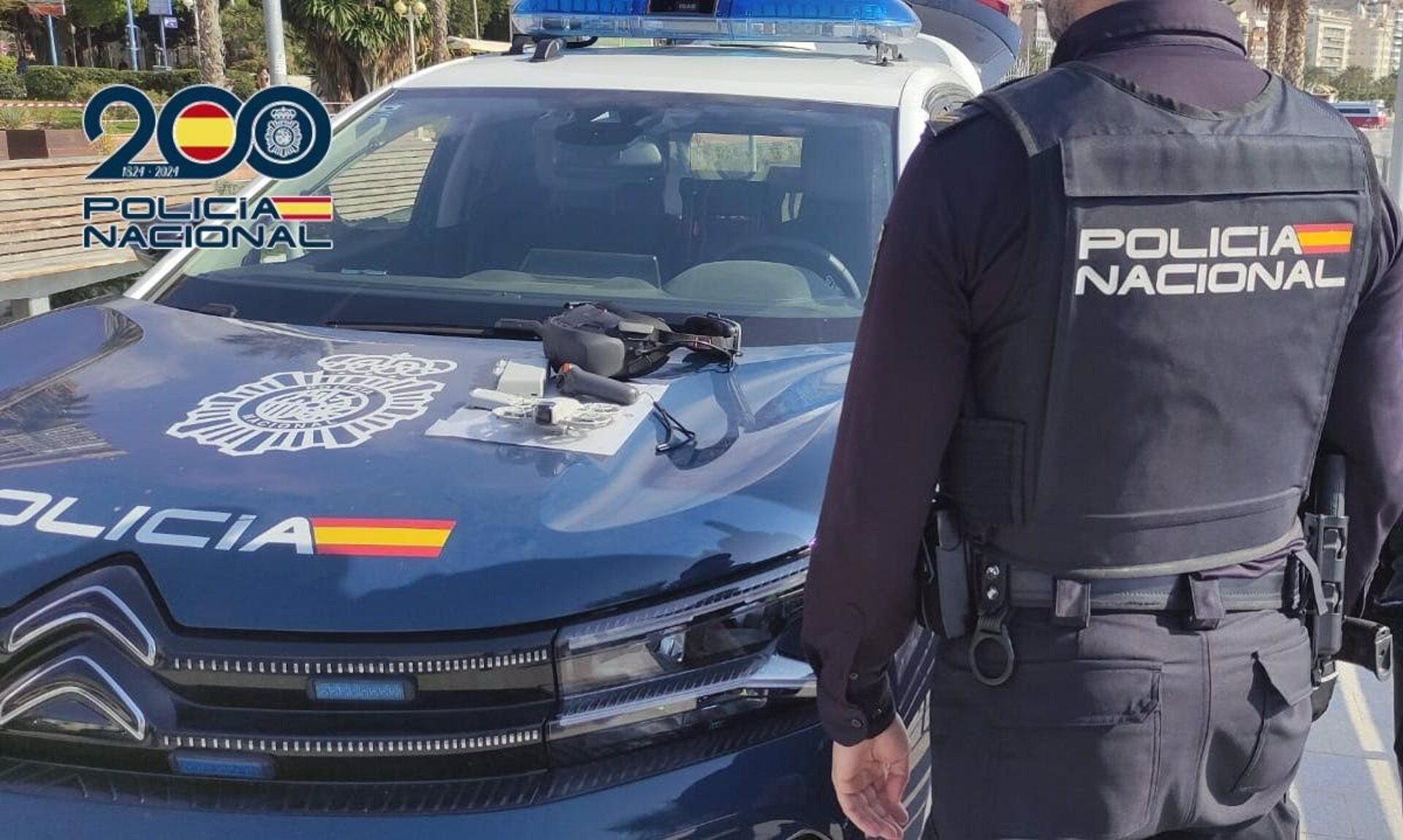 La Policía Nacional interviene en el Puerto de Alicante un dron operado sin autorización