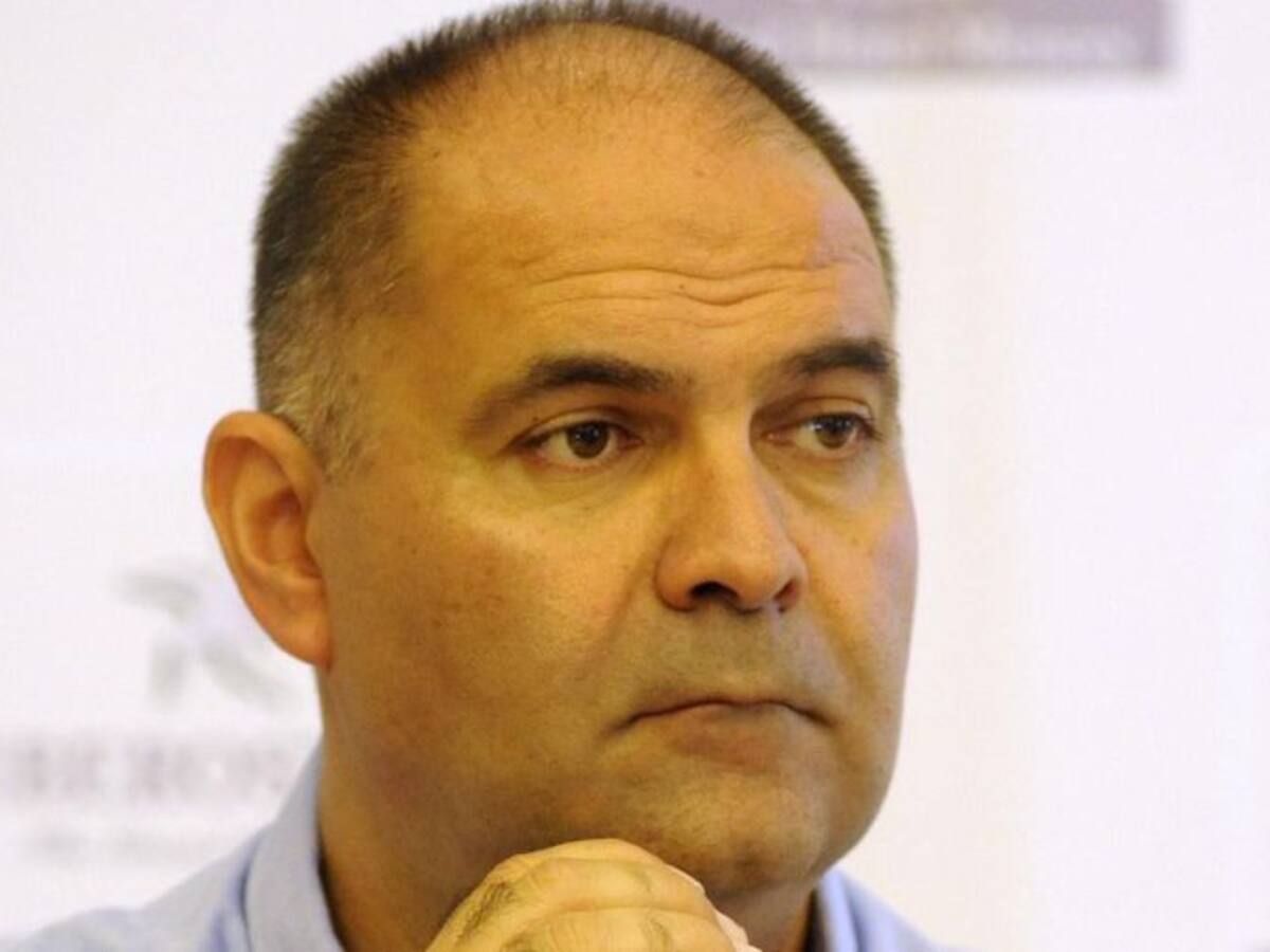 Comienza el baile de nombres en el banquillo aurinegro