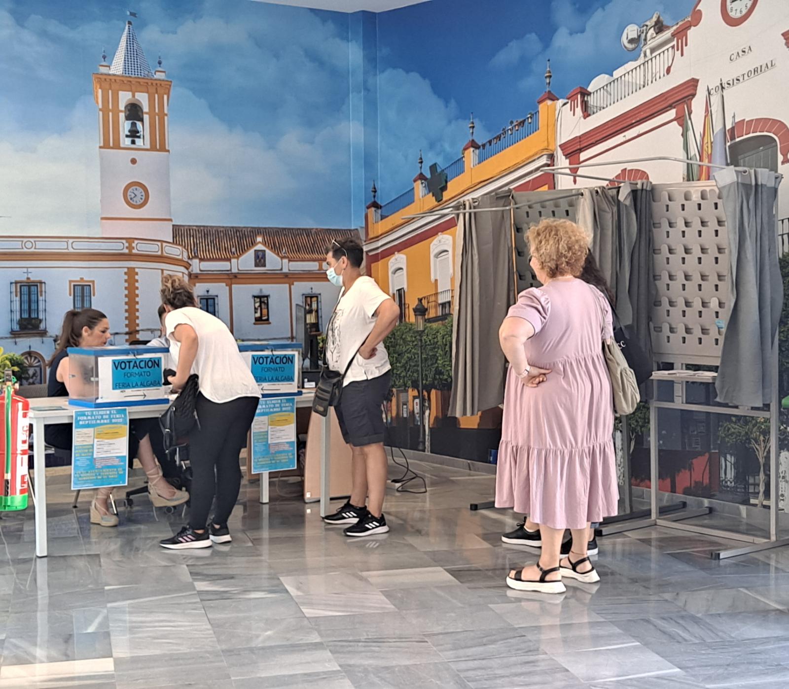 Instantánea de la votación celebrada este jueves en el Ayuntamiento de La Algaba