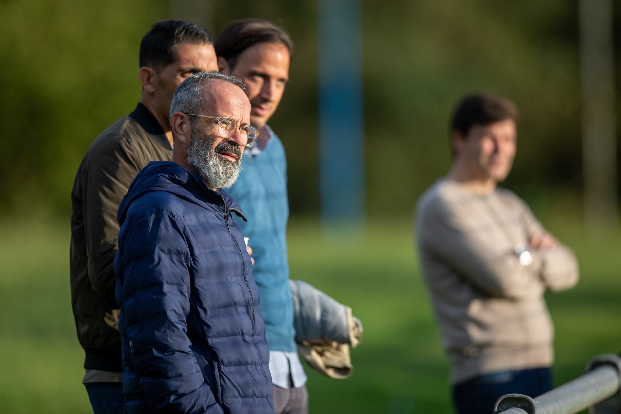 Álvaro Cervera viendo al Vetusta en El Requexón