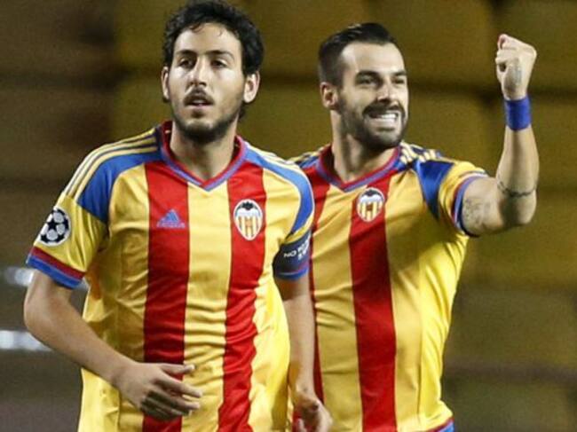 Negredo celebra su gol al Mónaco.