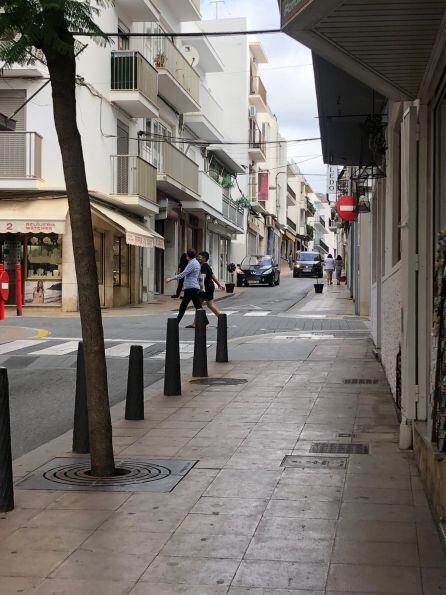 Menos vehículos circulan por las calles de las zonas afectadas