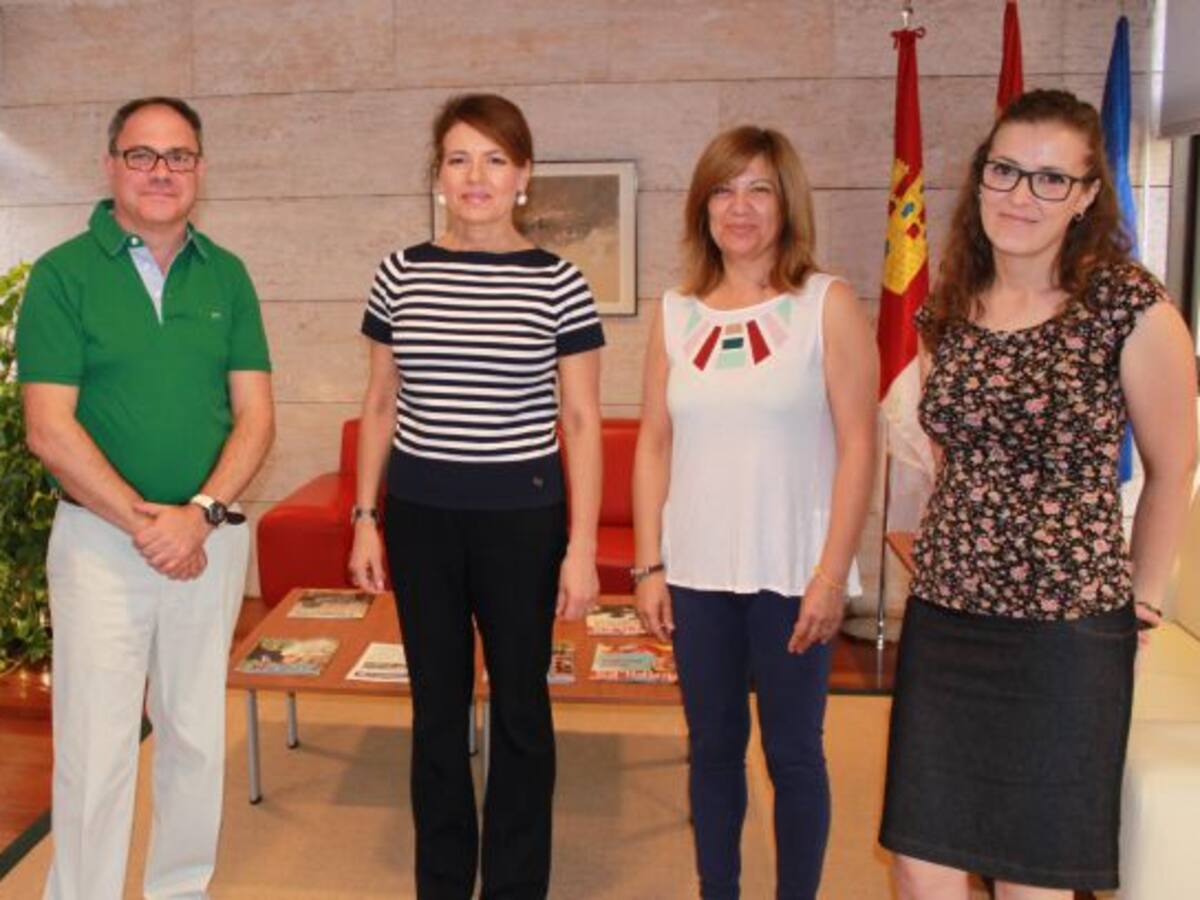 El Gobierno regional expresa su “firme apoyo” a AFATA en proyectos de atención a personas con Alzheimer y otras demencias de Talavera